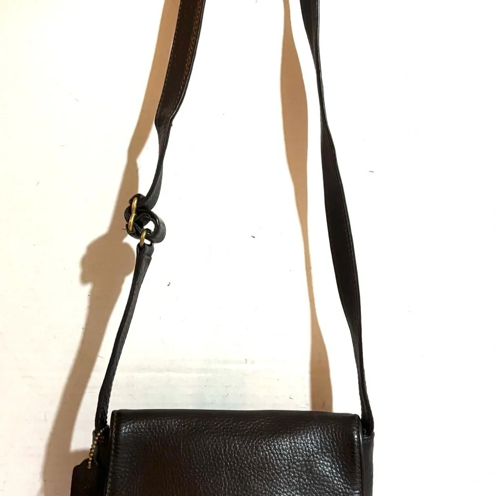 Coach vintage black leather crossbody handbag